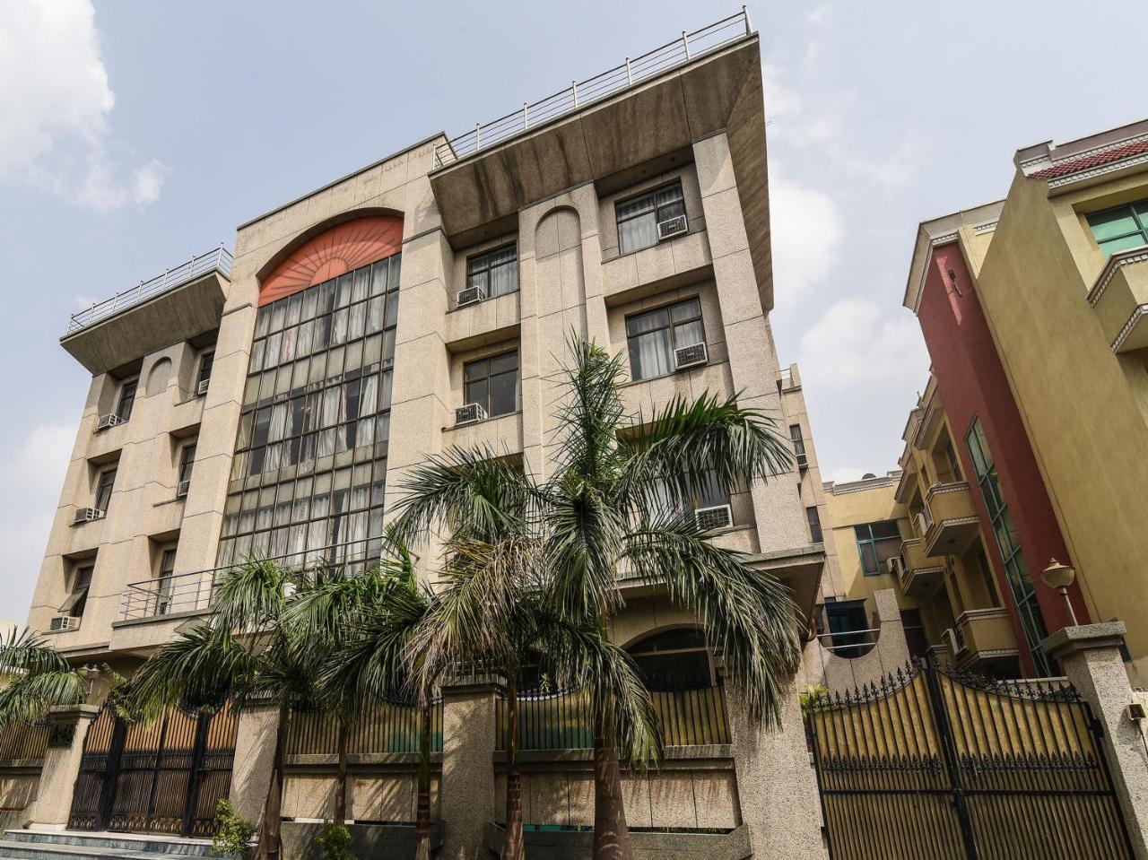 Capital O 16676 Near Noida City Center Extérieur photo